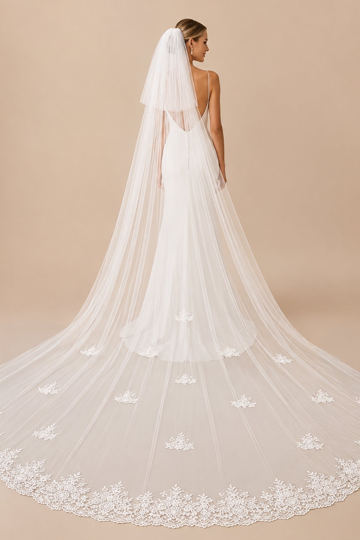 Vintage Lace Cute Appliques Long Chapel Veils Wedding Veil in White - BOLODOO Wedding Veils